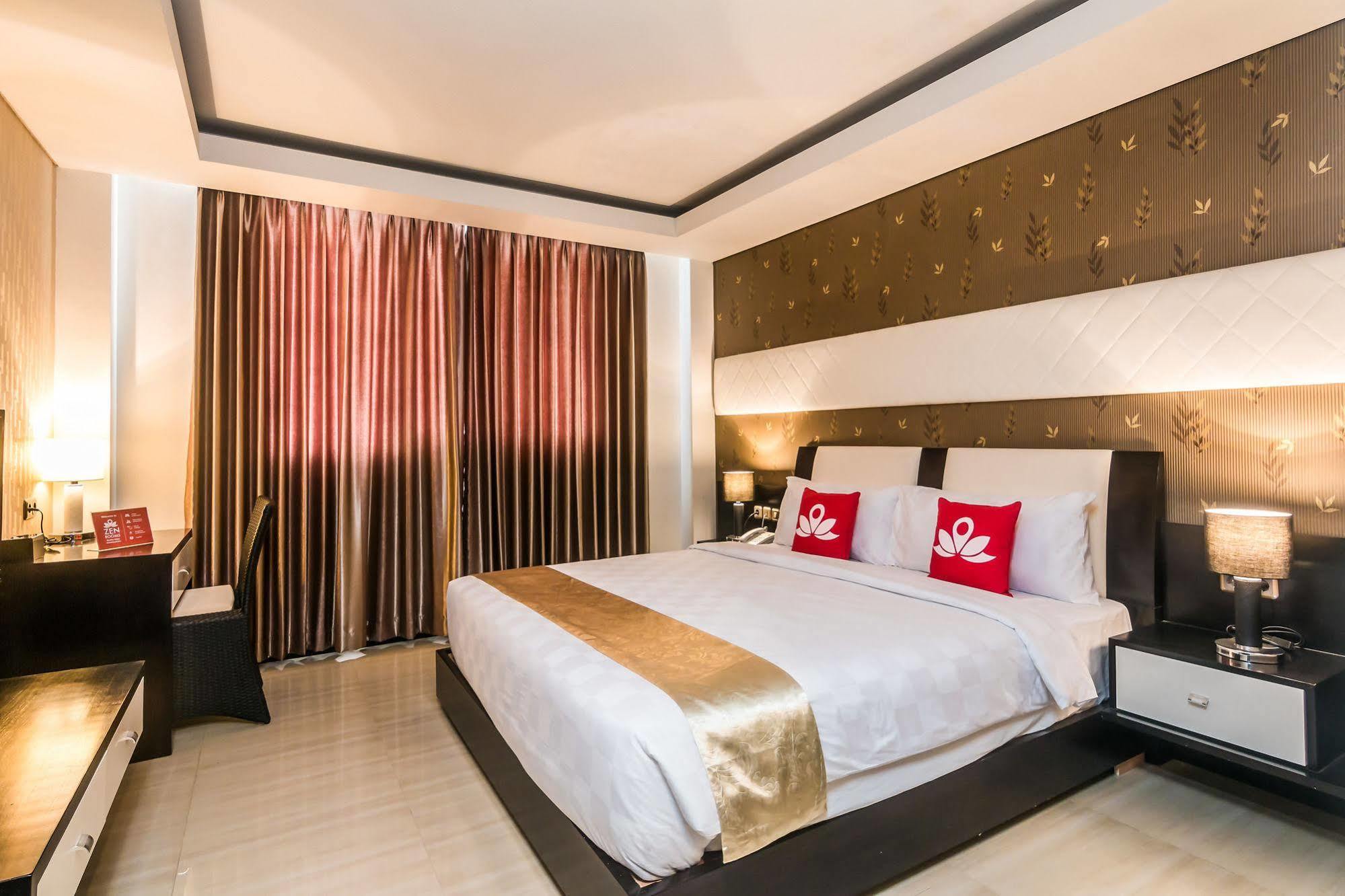 Zen Rooms Denpasar Marlboro Buitenkant foto